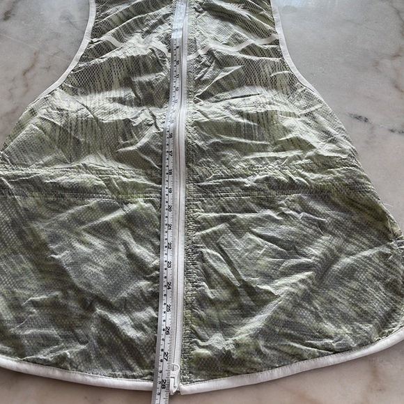 Nike Tech Hyperfuse Hooded Vest Sz small sleeveless long vest windbreaker - Picture 4 of 12